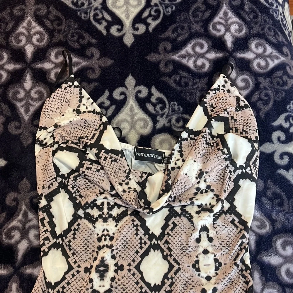 Silky bodysuit - Picture 2 of 4